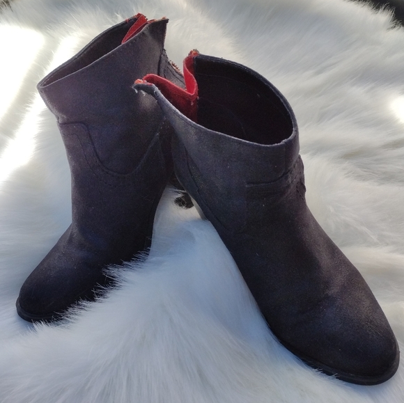 Mossimo Ankle Boots - Picture 3 of 11